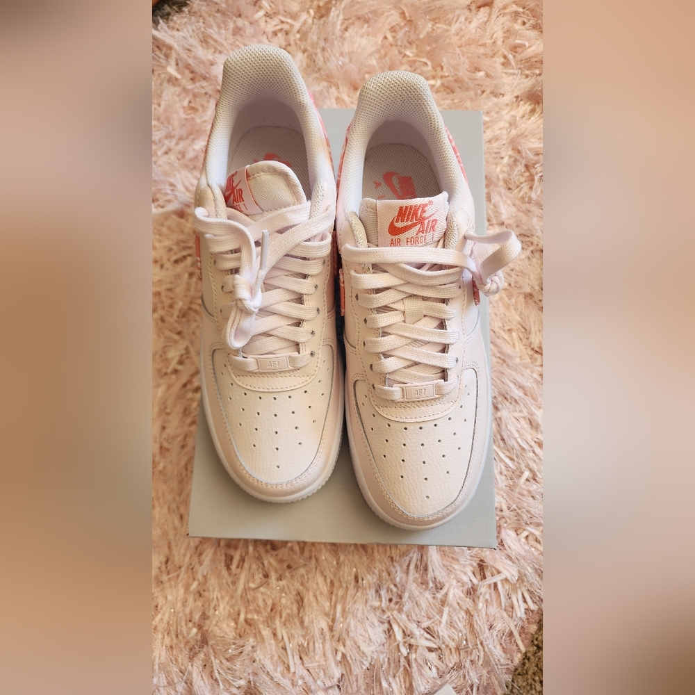 Nike Air Force 1's | Pink Paisley | SZ:8 - BRAND NEW